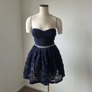 Trixxi Navy Strapless Rosette Cocktail Dress with Beaded Waistband Junior Size 3